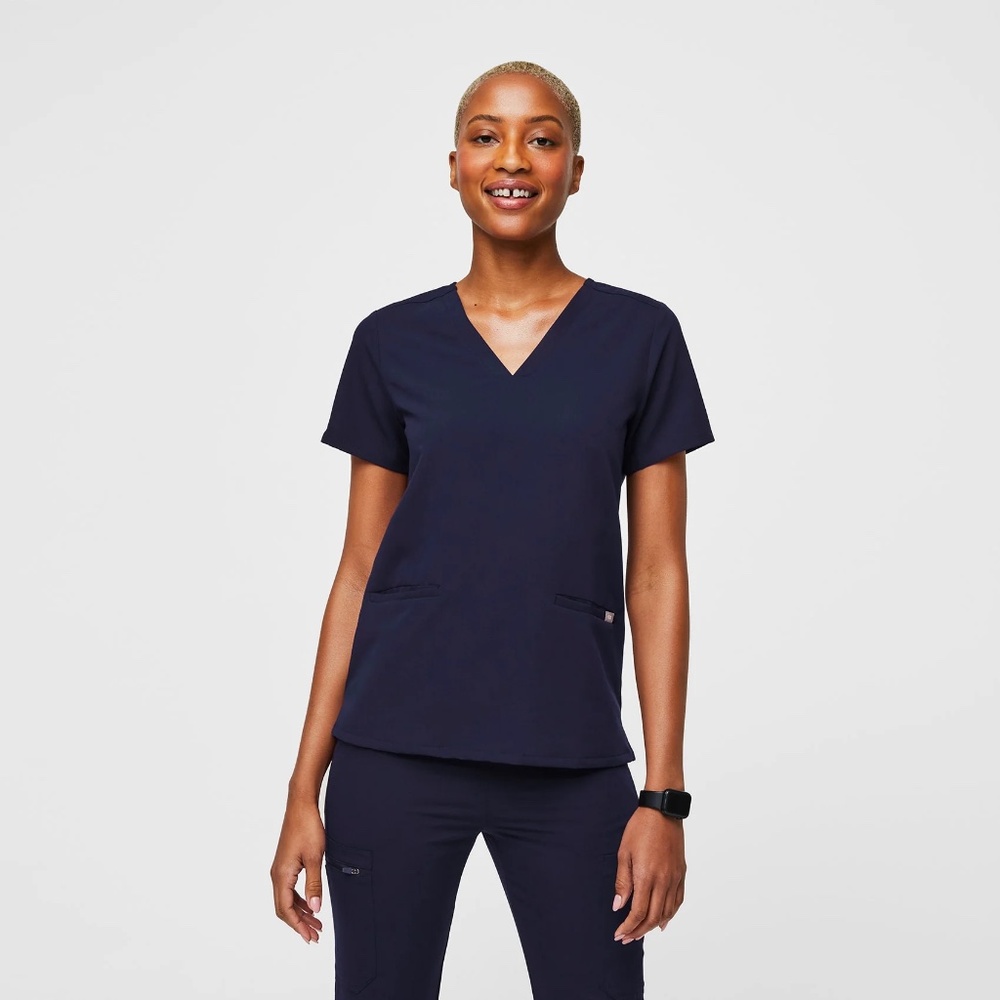 Figs - Quiet Navy - Zamora 2.0™ (PETITE) & Casma™ Scrub Set (NWT)